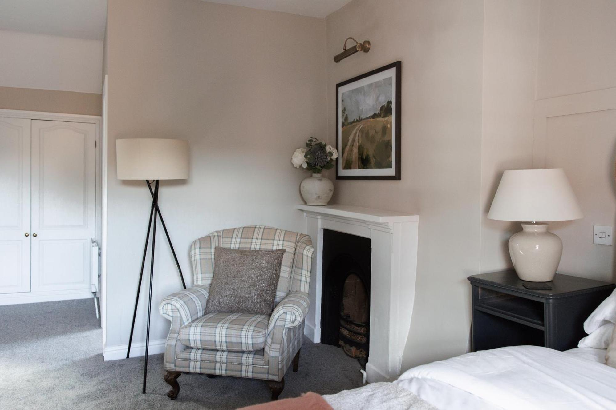 The Raven Hotel At Much Wenlock By Purestay Exterior photo